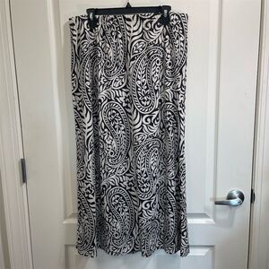 Women's 2XL Black Paisley Maxi Skirt Elastic Waist Casual